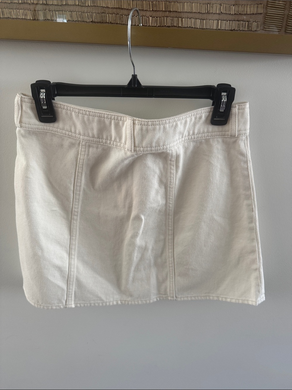 H&M Cream Button-Front Mini Skirt - Picture 3 of 3